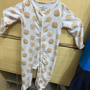 Caden Lane Cookie Print Kids Footie - Cream and Brown